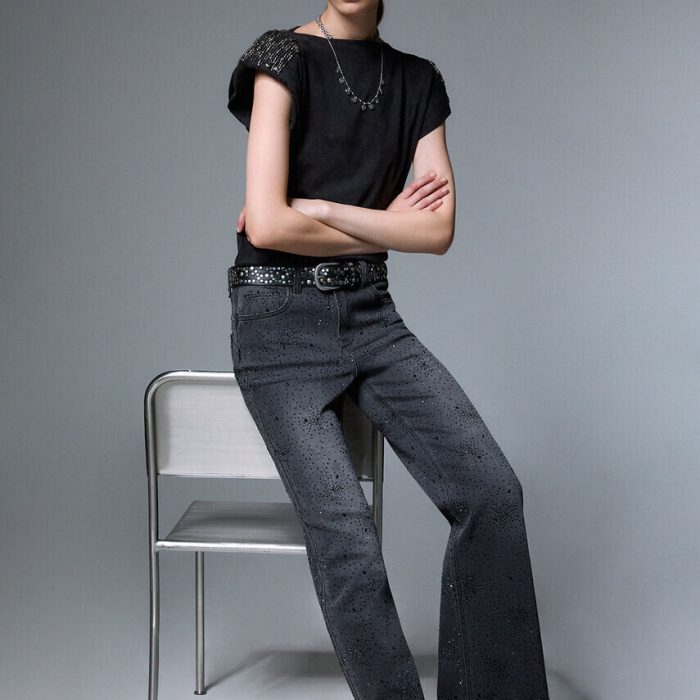 Jeans straight con strass